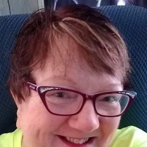 Meet your Posher, Moira